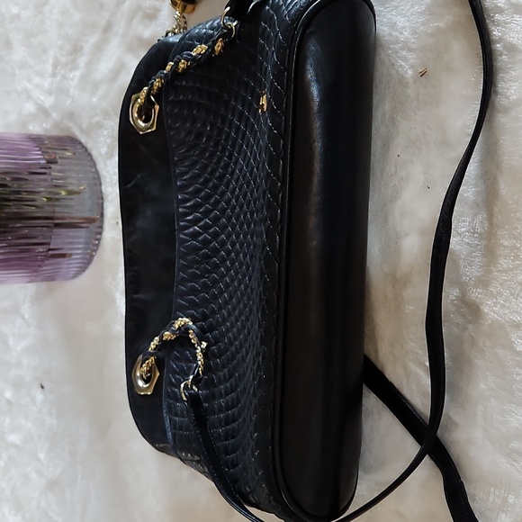 BALLY black quilted leather bag and wallet (BUNDLE DEAL ALERT!!!) - Picture 8 of 14